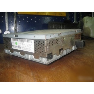 Mercedes W211 W219 усилитель