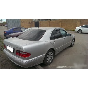 Mercedes W210 4-matic